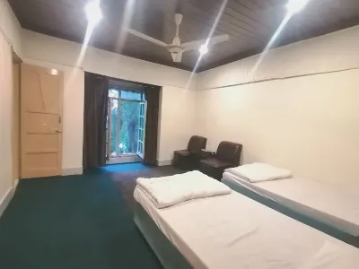 Pine Valley View Hotel a 