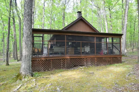 River Walk Cottage - Romantic Escape