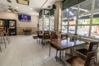 Hostal Restaurante La Buena Villa by Vivere Stays - Desayuno