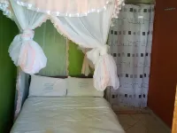 Sareh Guest House Hotels in Ahero