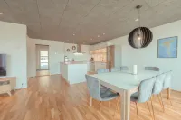 Breathtaking Views - New - 220m2 - 5 Br - Walks Hotels in 