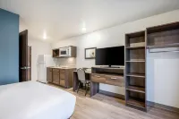 WoodSpring Suites Libertyville - Chicago Hotels in Mundelein