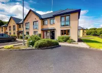 Lakeside Holiday Homes - Type A by Trident Holiday Homes Hotels near Killaloe