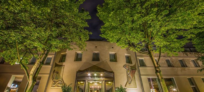 Hotel Stadtpalais Отели в г. Кельн