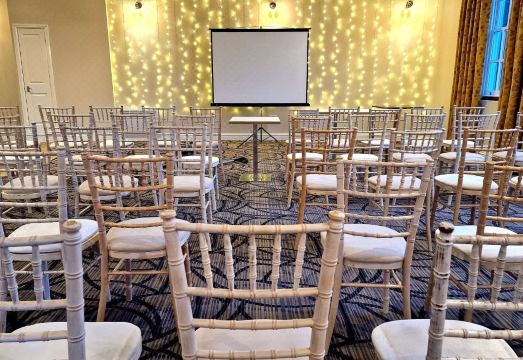 2. 더 주드 폴리 ..