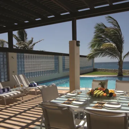 Al Nawras Island Resort