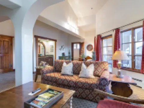 Goldener Hirsch, Auberge Collection Hotels in Summit County