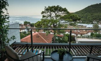 Melanippe Relaxing Hotel -Adults Only
