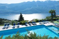 Village Hotel Lucia Hotels in Tremosine