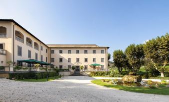 7. Hotel Te..