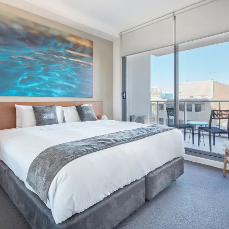 Zara Tower – Luxury Suites and Apartments