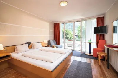Hotel Zur Post Các khách sạn ở Trebesing