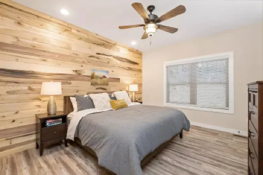 Sam's Place: Brand-new Massanutten custom home with game room!