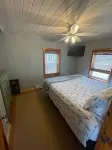 On The Rocks is located near Acadia National Park and Mount Desert Island. - Wifi