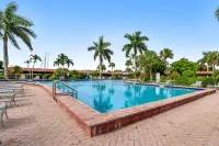 Peaceful studio with game room, pool, sauna, restaurant, basketball, tennis, BBQ Hôtels à : Comte de Collier