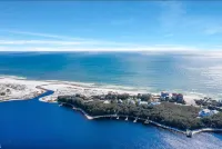 Spacious Living and Lake Access - Charming Coastal Sanctuary Hotels in Fawn Creek