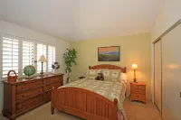 Championship Golf Course and Community Pool - Gorgeous Modern Retreat