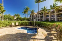 Third floor condo with ocean views, pool and hot tub access, and golf nearby Hotels in Puako