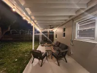 Cristy's Beach House Hotels in Pompano Beach