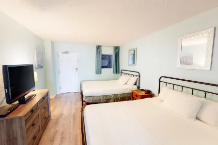 Oceanfront Condo W/ Private Balcony, Shared Pools/Hot Tubs, Beach Access & WiFi Отели в г. Атлантик Бич