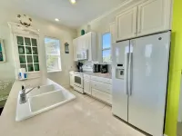 Private Pool and Exclusive Community Amenities - Stunning Beachside Oasis Hotels in Saint George Island