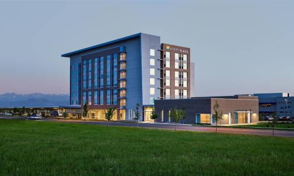 Hyatt Place Pena Station Denver Airport
