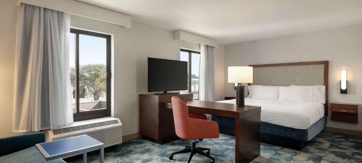 Hampton Inn & Suites San Marcos Hotels in Hays County