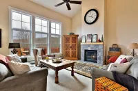 Ski in/Ski Out Access and Breathtaking Views - Spacious Mountain Retreat