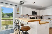 Kayak Access and Concierge Services - Charming Rustic Retreat Hotels in Homestead Township