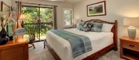 Spacious Lanai and Resort Amenities - Stunning Tropical Oasis