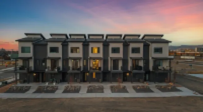 Modern 3Br Townhome with Bikes Sups & Trails