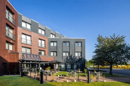 Loftstyle Hotel Gerlingen, Sure Hotel Collection by Best Western Отели рядом с достопримечательностью «Вальдек»