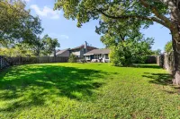 Cedar Park 4BR Retreat: Ping Pong Game Rm! Hoteles en Cedar Park