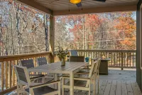 Hot Tub and Game Room Oasis - Stunning Mountain Retreat