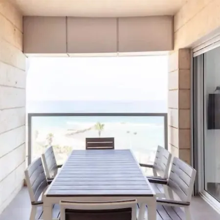 Amazing Sea View 3 Br Apt Iconic Tower