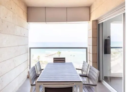 Amazing Sea View 3 Br Apt Iconic Tower