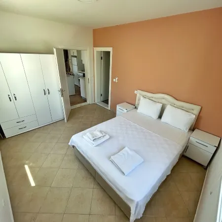Loca Centre Suites