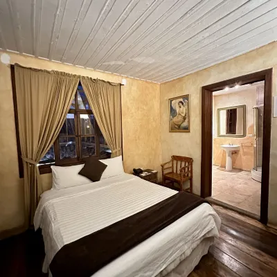 Nass Casa del Aguila Hotels near Popular Art Museum