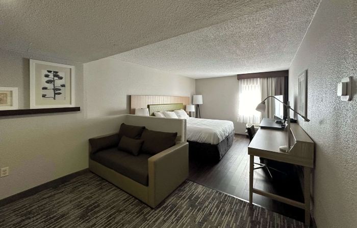 Country Inn & Suites by Radisson, Dunbar - Charleston