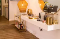 The Ivy Apartments Franschhoek Отели в г. Фрэншек