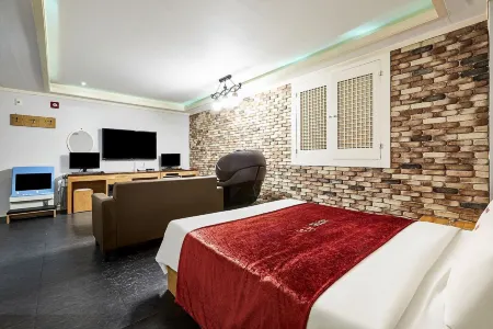 Hotel Nuri Отели в г. Осан