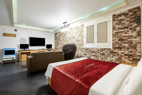 Hotel Nuri Hotels in Osan