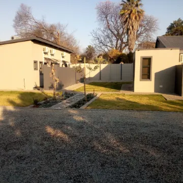 The Royal Prime Guest Lodge