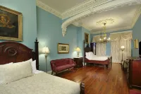 Lamothe House Hotel a French Quarter Guest Houses Property - parking