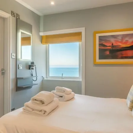 Riviera Guesthouse