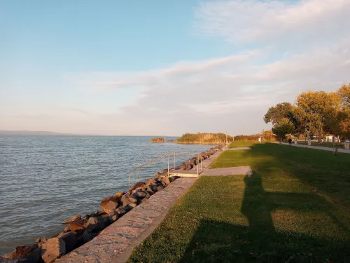 Appartment for 10-16 Persons Hotels in Fonyódi