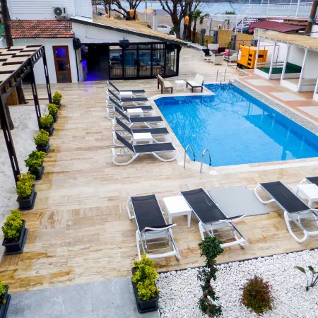 Zulu Hotel