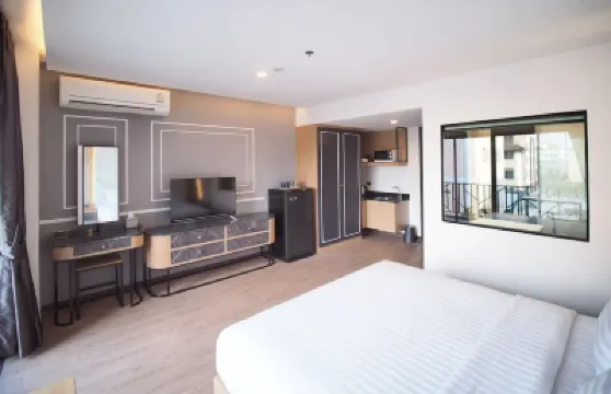 Sleep with me Pattaya Hotels in Pattaya