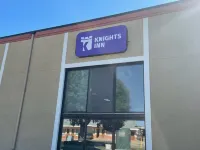 Knights Inn & Suites Emporia Hôtels à proximité de : Emporia Art’s Center