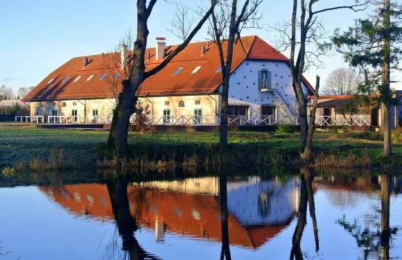 烏斯里克路特爾酒店